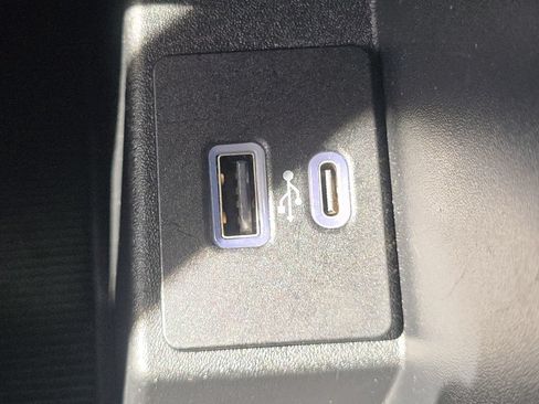 Used 2024 Ford Edge SEL AWD/4WD image 29