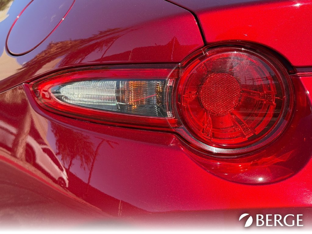 Used 2022 MAZDA MX-5 Miata Grand Touring RWD image 13
