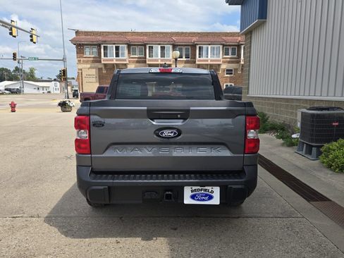 New 2025 Ford Maverick XLT w/ XLT Luxury Package image 3