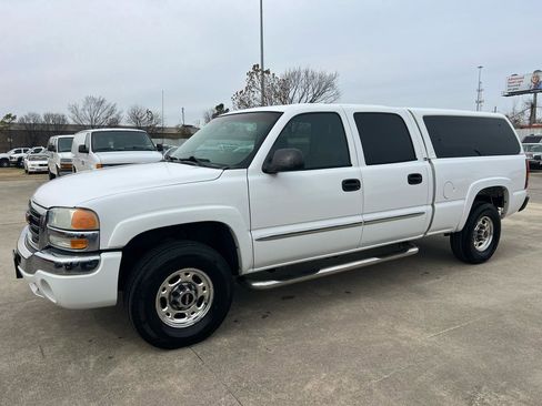 Used 2003 GMC Sierra 1500 SLE image 2