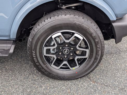 New 2025 Ford Bronco Outer Banks image 6