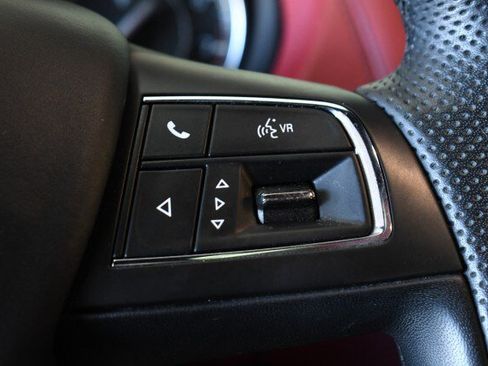 Used 2023 Maserati Levante GT AWD/4WD image 34