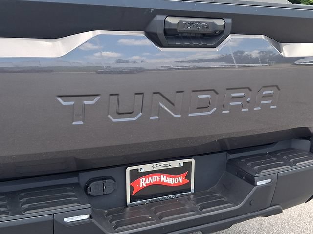 Used 2025 Toyota Tundra SR5 w/ SR5 Convenience Package AWD/4WD image 30
