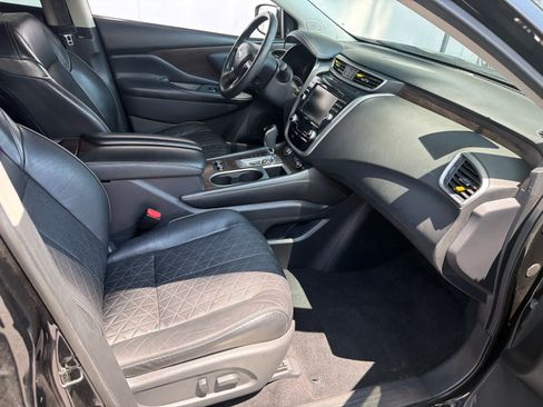 Used 2019 Nissan Murano Platinum AWD/4WD image 3