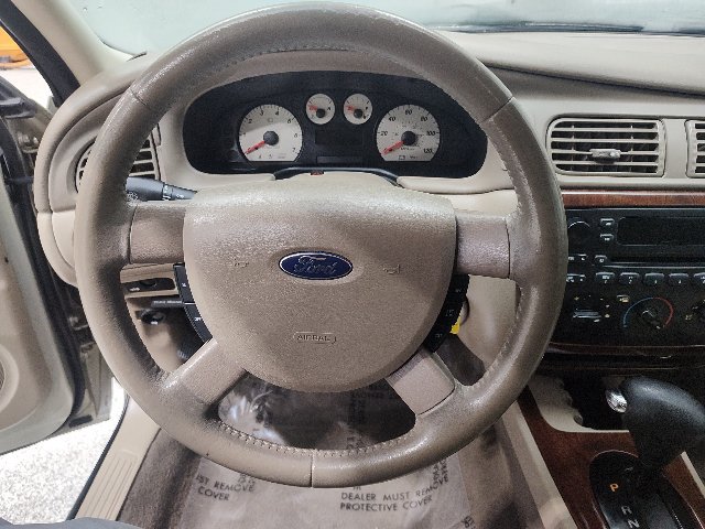 Used 2007 Ford Taurus SEL FWD image 23