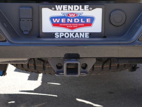 Used 2022 GMC Sierra 1500 AT4X image 29