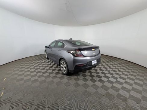 Used 2018 Chevrolet Volt Premier w/ Driver Confidence Package image 9