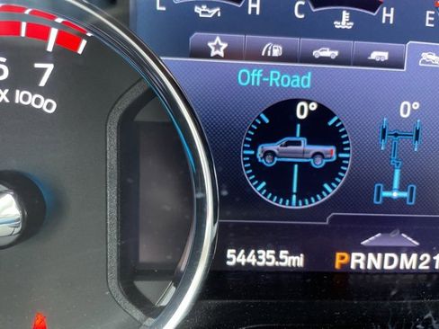 Used 2020 Ford F250 Lariat w/ Chrome Package image 12