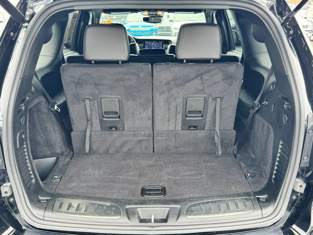 Used 2025 Dodge Durango GT AWD/4WD image 17