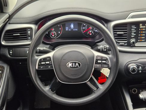 Used 2020 Kia Sorento AWD V6 image 26
