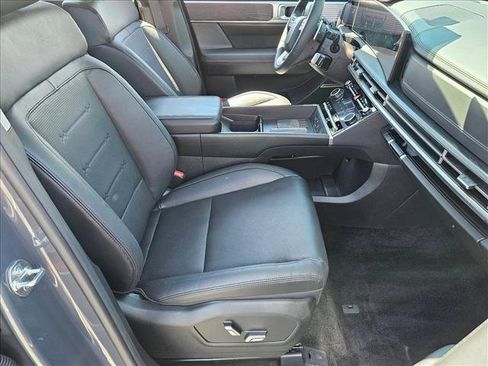 Used 2025 Hyundai Santa Fe Limited FWD image 20