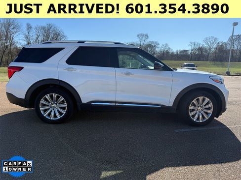 Used 2020 Ford Explorer Limited w/ Class III Trailer Tow Package image 13