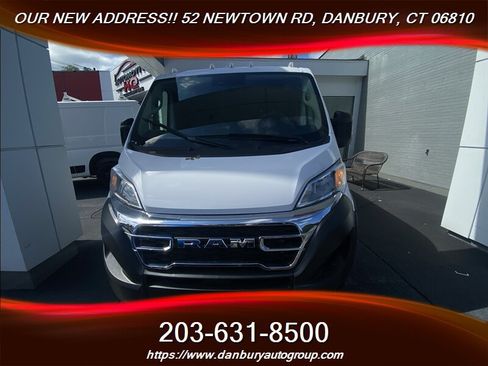Used 2025 RAM ProMaster 2500 w/ U-Haul Equipment Group FWD image 12