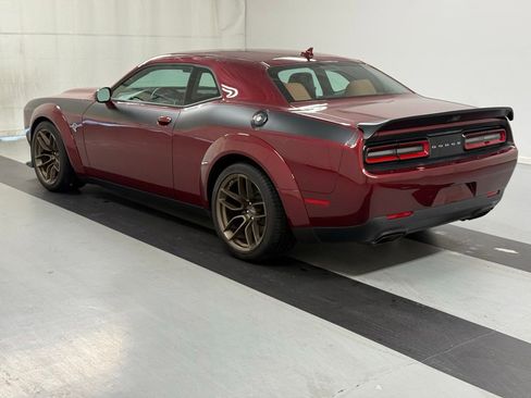Used 2023 Dodge Challenger SRT Hellcat RWD image 3