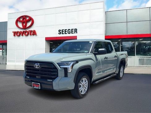 Used 2025 Toyota Tundra SR5 AWD/4WD image 9