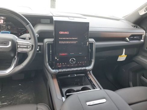 New 2026 GMC Yukon Denali w/ Denali Reserve Package AWD/4WD image 14