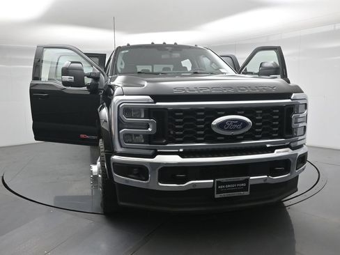 New 2026 Ford F450 Lariat w/ Lariat Premium Package AWD/4WD image 29