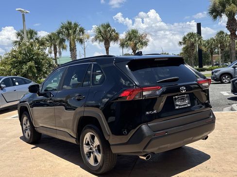 Used 2024 Toyota RAV4 XLE FWD image 6