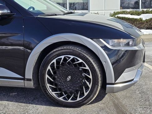 Used 2024 Hyundai Ioniq 5 Limited image 4