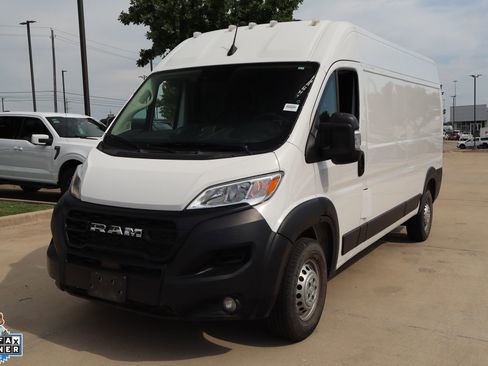 Used 2025 RAM ProMaster 3500 w/ Convenience Group FWD image 8