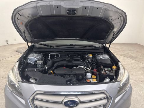 Used 2017 Subaru Legacy 2.5i Premium AWD/4WD image 14