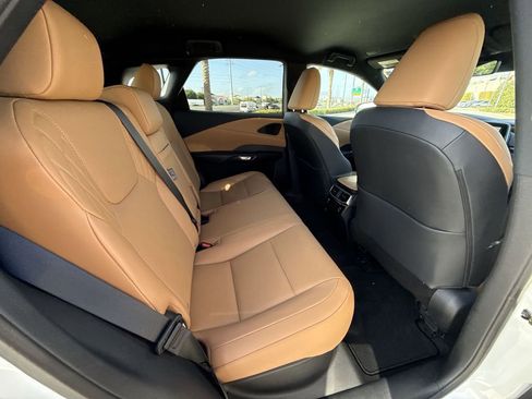 Used 2025 Lexus RX 350 FWD w/ Technology Package image 17