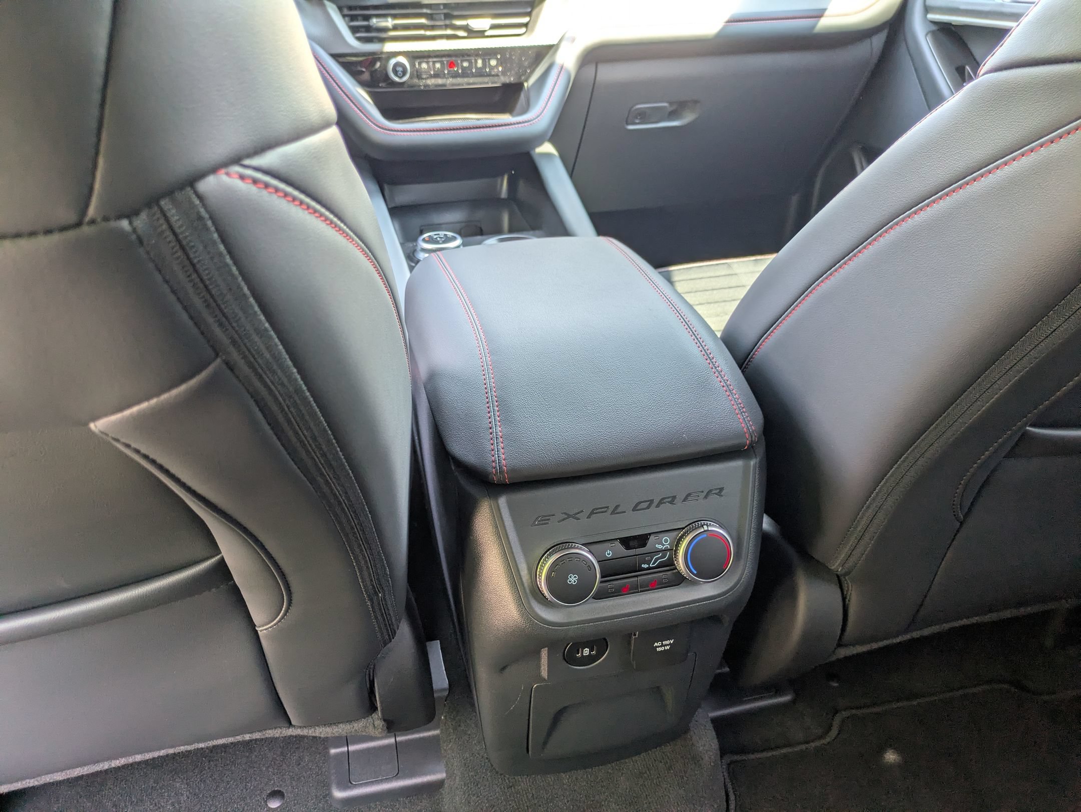 New 2026 Ford Explorer ST-Line w/ ST-Line Street Pack RWD image 31