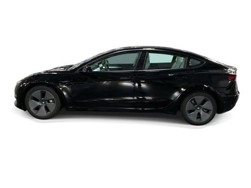 Certified 2023 Tesla Model 3 Standard Range RWD image 3