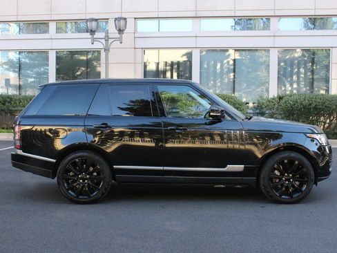 Used 2015 Land Rover Range Rover Supercharged AWD/4WD image 6