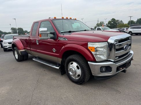 Used 2013 Ford F350 Lariat RWD image 7