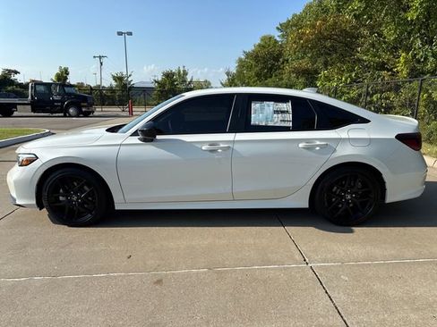 New 2025 Honda Civic Sport image 2