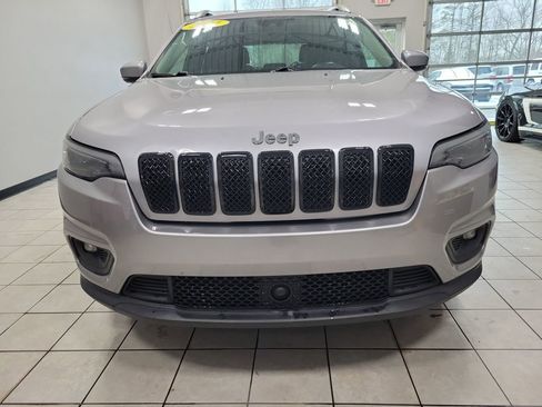 Used 2021 Jeep Cherokee Latitude Lux image 2