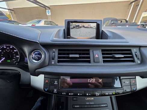 Used 2013 Lexus CT 200h w/ Premium Pkg w/Navigation image 14