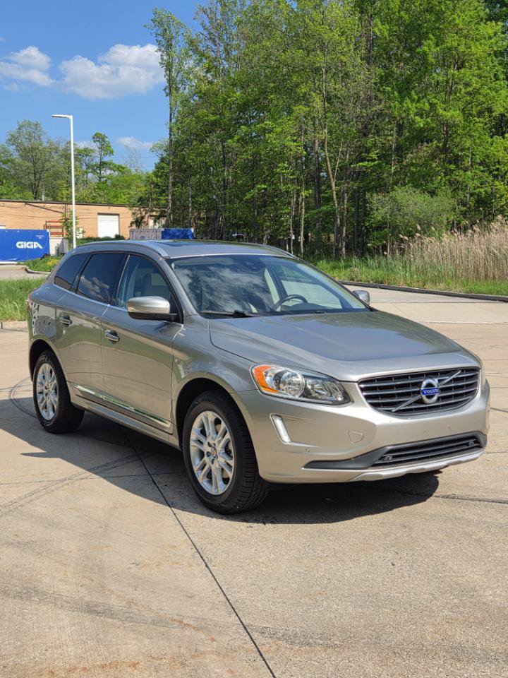 Used 2016 Volvo XC60 T5 Premier w/ Protection Package AWD/4WD image 7