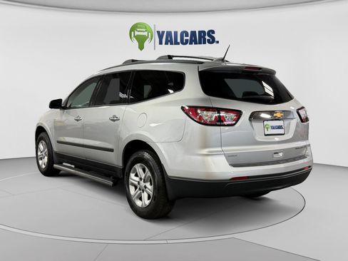 Used 2016 Chevrolet Traverse LS w/ LPO, 'HIT The Road' Package FWD image 3