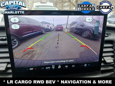 Used 2023 Ford E-Transit Base image 23