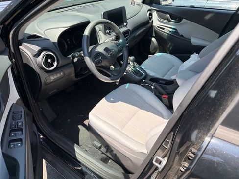 Used 2023 Hyundai Kona SEL w/ Cargo Package AWD/4WD image 4