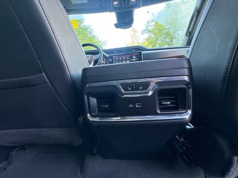 Used 2023 GMC Sierra 1500 Denali AWD/4WD image 41