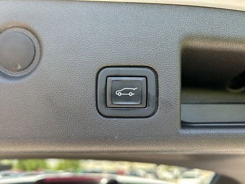 Used 2022 Chevrolet Equinox LT AWD/4WD image 39