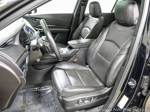 Used 2021 Cadillac XT4 Sport image 9