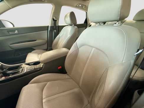 Used 2017 Kia Optima EX w/ Premium Package FWD image 22