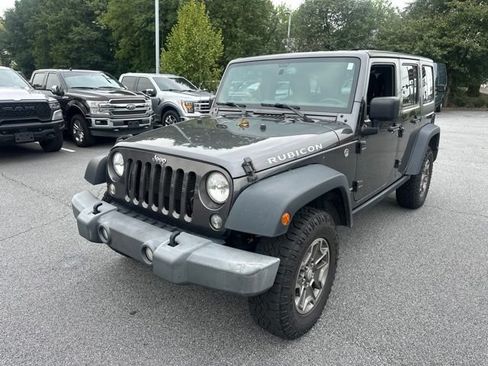 Used 2016 Jeep Wrangler Unlimited Rubicon w/ Connectivity Group AWD/4WD image 9