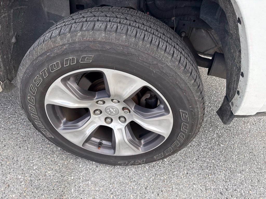 Used 2020 RAM 1500 Laramie AWD/4WD image 16