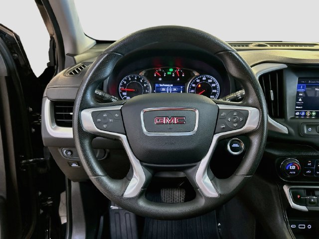 Used 2024 GMC Terrain SLE w/ Driver Convenience Package FWD image 11