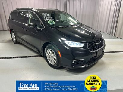 Used 2022 Chrysler Pacifica Touring-L
