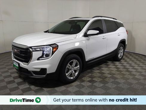 Used 2022 GMC Terrain SLE w/ Driver Convenience Package AWD/4WD image 1