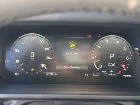 New 2026 Land Rover Defender 110 X-Dynamic SE image 25