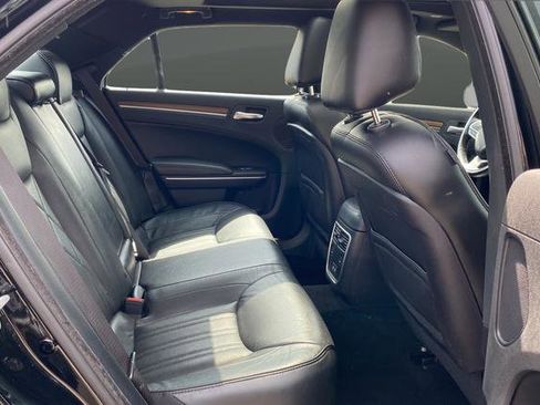Used 2020 Chrysler 300 C w/ Sun, Sound & Nav Package RWD image 26