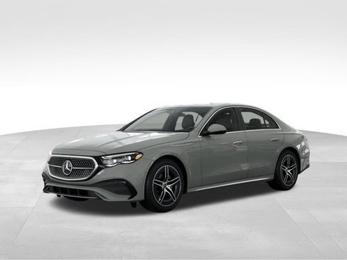 New 2026 Mercedes-Benz E 350 4MATIC Sedan image 39