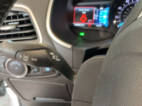 Used 2019 Ford Edge SEL w/ Equipment Group 201A FWD image 22